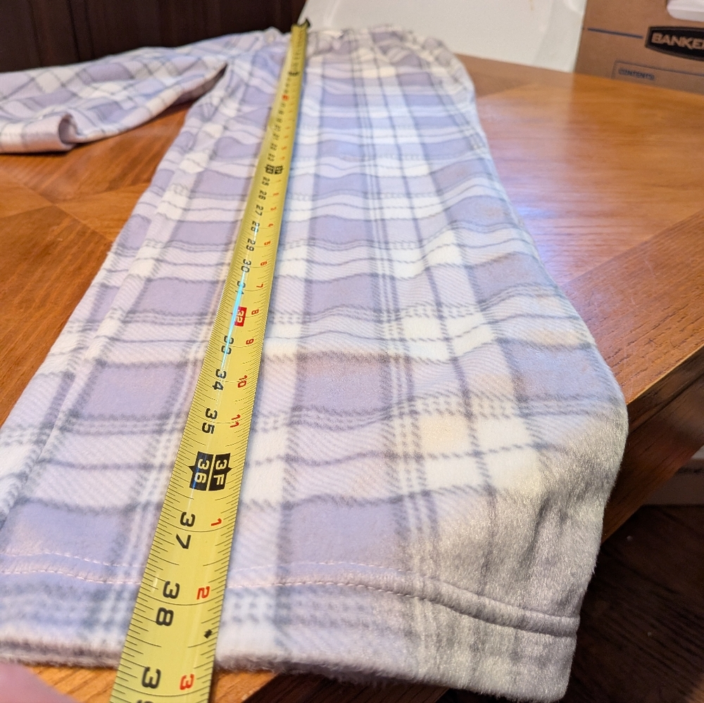 NWOT Croft & Barrow Pajama Set in Lavender and White Plaid - Picture 7 of 9
